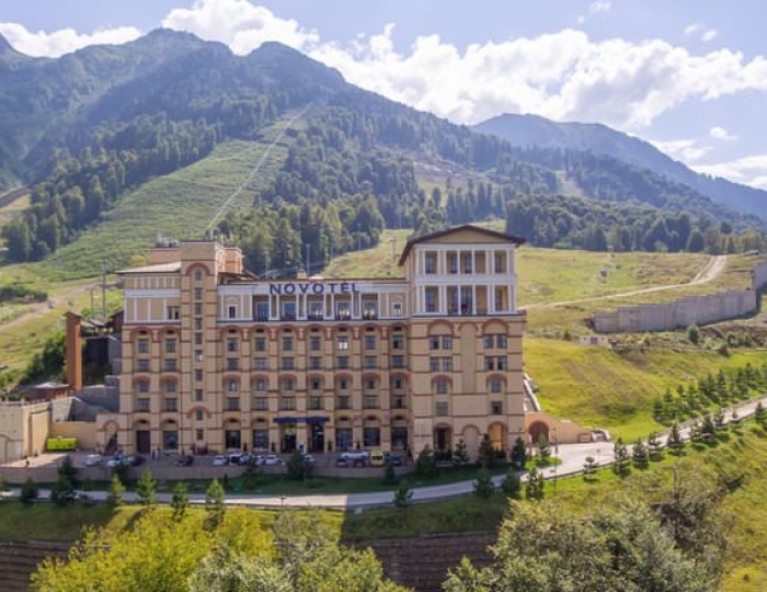 Отель Novotel Resort and Spa Krasnaya Polyana / Новотель Резорт и Спа Красная Поляна
