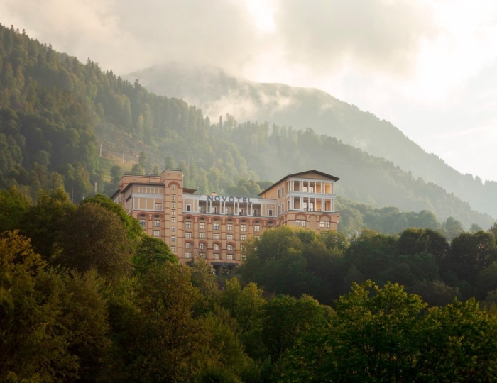 Отель Novotel Resort and Spa Krasnaya Polyana / Новотель Резорт и Спа Красная Поляна