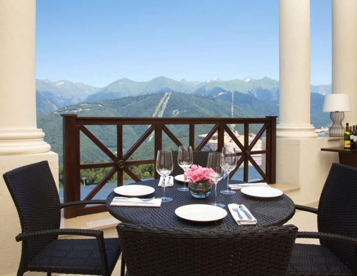 Ресторан The Grill - Отель Novotel Resort and Spa Krasnaya Polyana / Новотель Резорт и Спа Красная Поляна